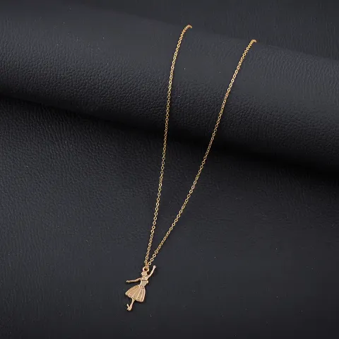 Exclusive Alloy Golden Necklace For Womens