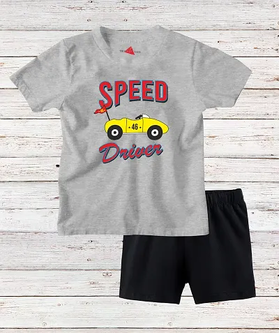 Fashionable T-Shirts with Shorts Set For boys