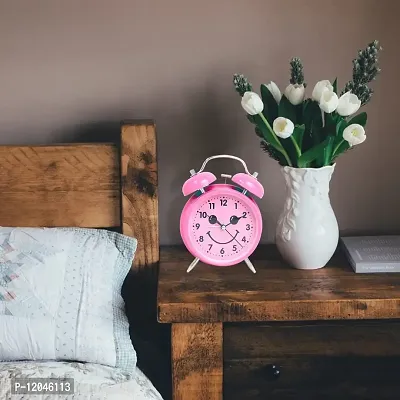 Sigaram Smily Metal Twin Bell Analogue Battery Operated Heart-Eyes Smiling Smiley Alarm Clock for Bedroom Living Room Heavy Sleepers Kids - Pink-thumb4