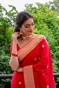 Stylish Red Silk Blend Saree With Blouse Piece For Women-thumb2