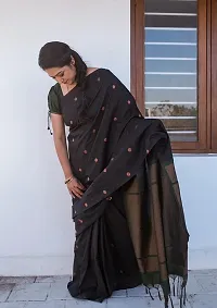 Stylish Black Silk Blend Saree With Blouse Piece For Women-thumb2