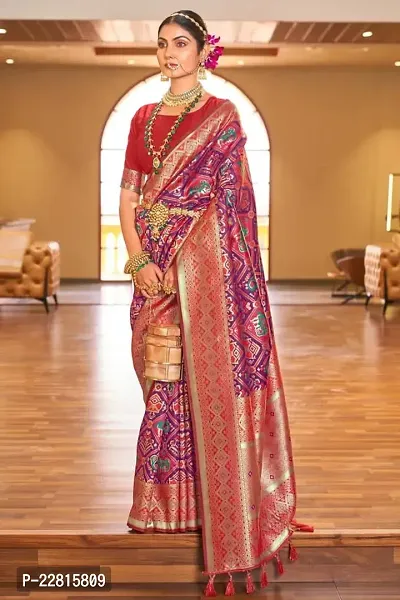 Stylish Purple Silk Blend Saree With Blouse Piece For Women