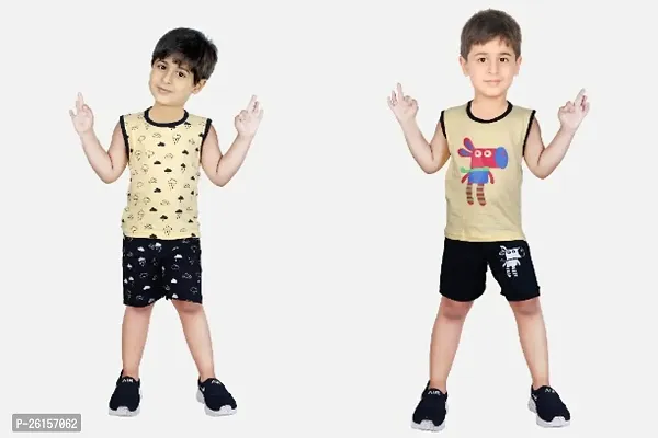 Boys Multicolor Top And Bottom Set (Pack Of 2)