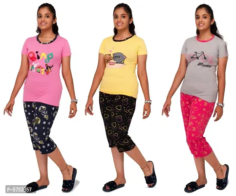 PYF Stylish T-Shirt and Capri Bottom Baby Pink, Yellow and Grey Looks Fashionable and Trendy and Stylish and Joyful Purpose 8-9 Years