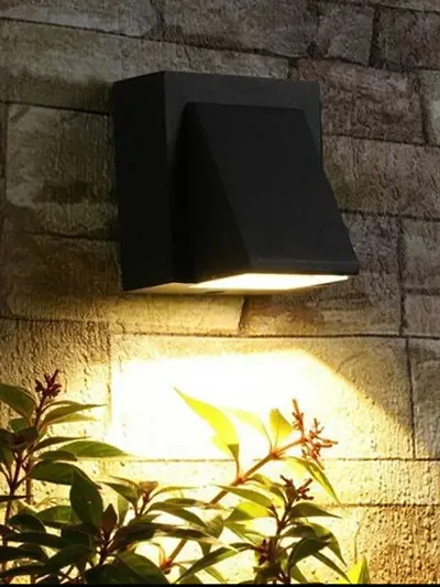 Classy Wall Lamp for Home and Office Decor