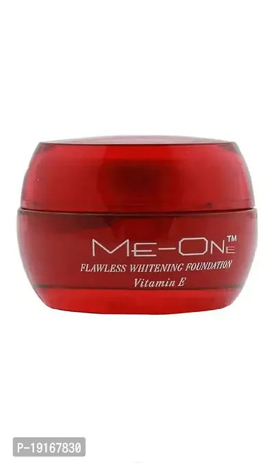 ME-ON Exquisite Whitening Cream Foundation (Shade 02 - Natural)