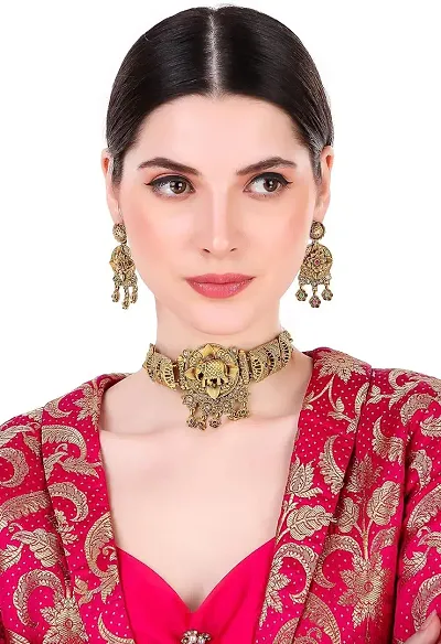 Stylish Necklace with Earrings Set For Women