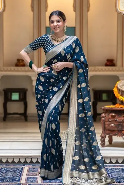 Beautiful Banarasi Silk Women Saree with Blouse Piece