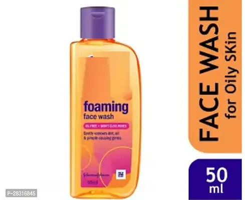 New Oily Skin Foaming Facewash Pack of 1