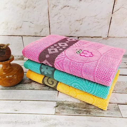 Trendy Comfort Cotton Bath Towel Pack Of 3