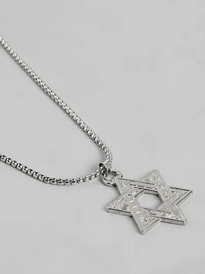 Classy Star Shaped Pendant with Chain For Men