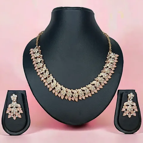 Trendy Alloy Choker with earring and Mangtika