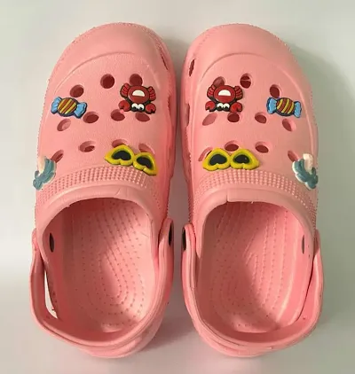 Comfortable Rubber Self Design Clogs For Girls