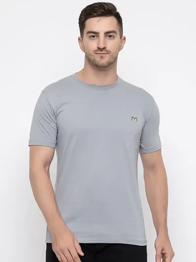 Fabulous Solid Round Neck Tees For Men