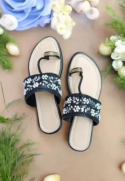 Fashionable Fashion Flats For Women 