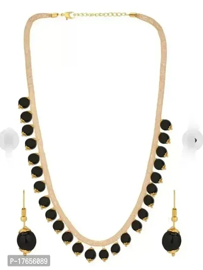 Trendy Pearl Necklace Set