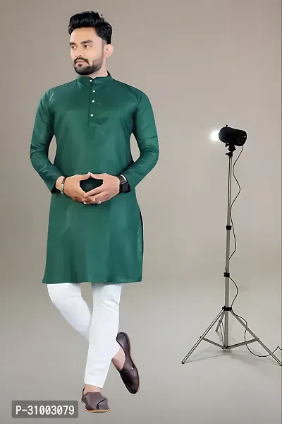 AG NX Men Solid Straight Kurta Dark Green