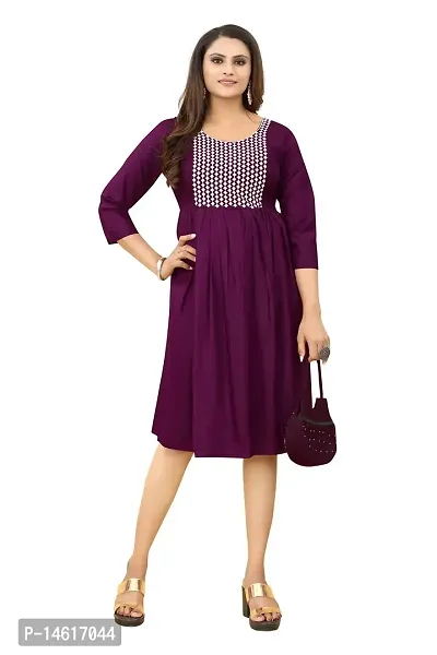 zokhi Women's Embroidered Rayon Straight Kurti