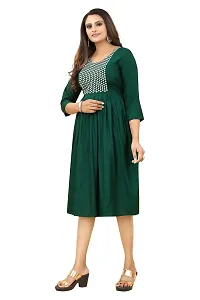 zokhi Women's Embroidered Rayon Straight Kurti-thumb3