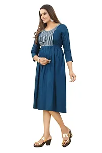 zokhi Women's Embroidered Rayon Straight Kurti-thumb3