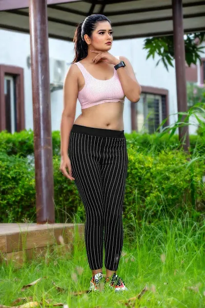 Stylish Blend Striped Slim Fit Lounge Pant For Women