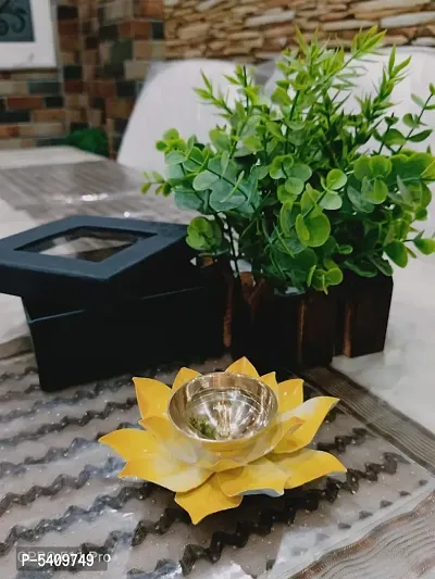 Brass and MS Lotus Diya Yellow color Kamalpatta Diya with Beautiful Black Fancy Gift Box
5 inch-thumb0
