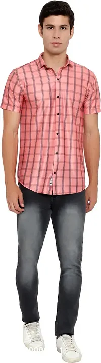 Reliable Pink Cotton Blend Checked Short Sleeves Casual Shirt For Men-thumb5