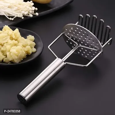 Divviks Potato Masher, Stainless Steel Potato Ricer Masher Kitchen tool with Non-Slip Handle, 1 Piece