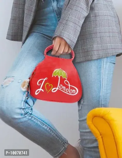 Trendy Fashionable Women PU Handbags With Sling Strap