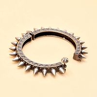 Women's Beautiful Fancy Bracelet  Bangles-thumb1