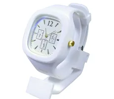 STYLISH ANALOG WATCH FOR MEN AND BOYS BEAUTIFULL CASUAL WATCHES-thumb1