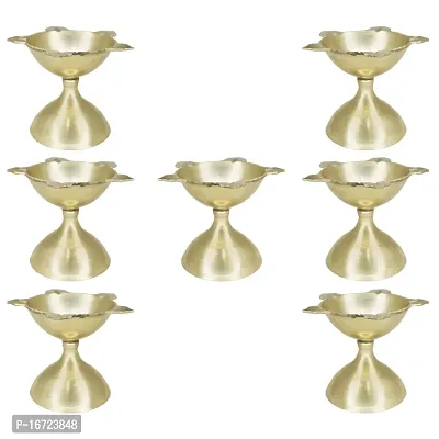 Om ssvmb9 Brass Traditional Handcrafted Deepak Diya Oil Lamp for Home Temple Puja Articles Decor Gifts (Diameter:- 6 cm, Set of 7)