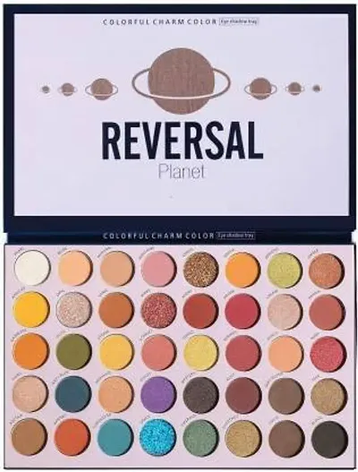 Trendy Multicolored Eyeshadow Palette For Professional Makeup Look