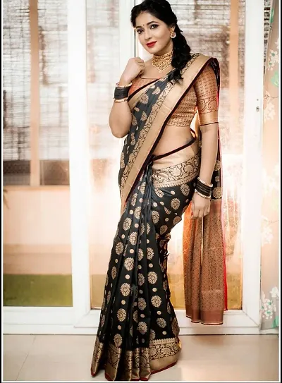 Attractive Silk Cotton Saree with Blouse piece 