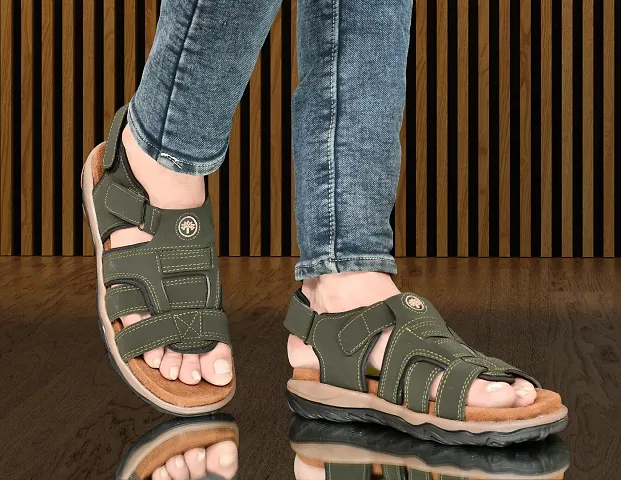 Stylish Synthetic Solid Comfort Sandals For Men