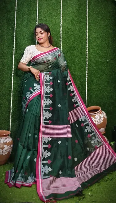 Trendy Sarees With Blouse Piece