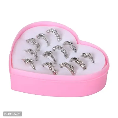 la belleza Crystal Metal Rings For Girls in a Heart Shape Box (12 pieces , Silver, Sizes:14 mm,15mm,16mm)