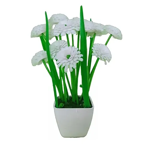 Trendy Artificial Flowers & Vases 