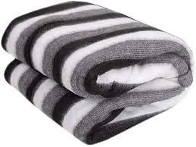 Jubination Blanket for All Seasons/All Season Ultra Soft  Light-Weight Travel... Pack of one