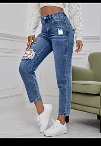 Stylish Blue Denim Solid Jeans For Women-thumb3