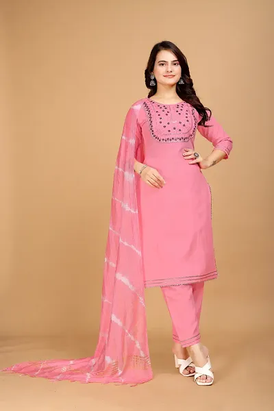 Stylish Rayon Kurta Set For Women