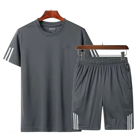 Striped Polyester Spandex Tees & Shorts Set