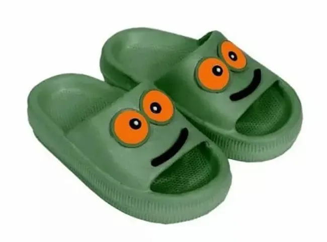 Comfortable Rubber Self Design Sliders For Kids