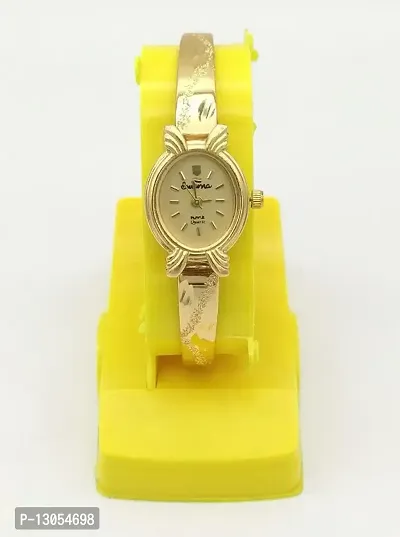 Ladies watch 2024 hmt price