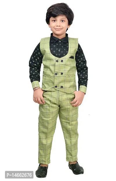 Fabulous Green Cotton Solid Tops with Trousers For Boys-thumb0