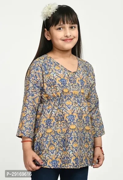 Stylish Multicoloured Crepe Printed Top For Girls-thumb4