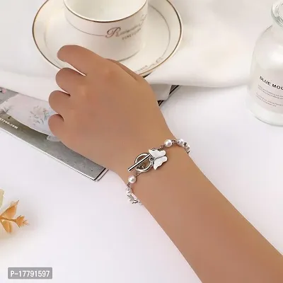 Minimalist Butterfly Bracelet for Women and Girls | A Simple and Elegant Way to Add a Touch of Sophistication and Whimsy
