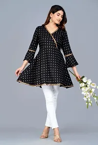 Smien_V-Neck Anarkali Tilli Top_1132_Black-thumb1