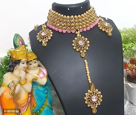 Shimmering Glittering Women Jewellery Set