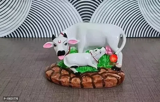 Resin Cow with Calf Showpiece